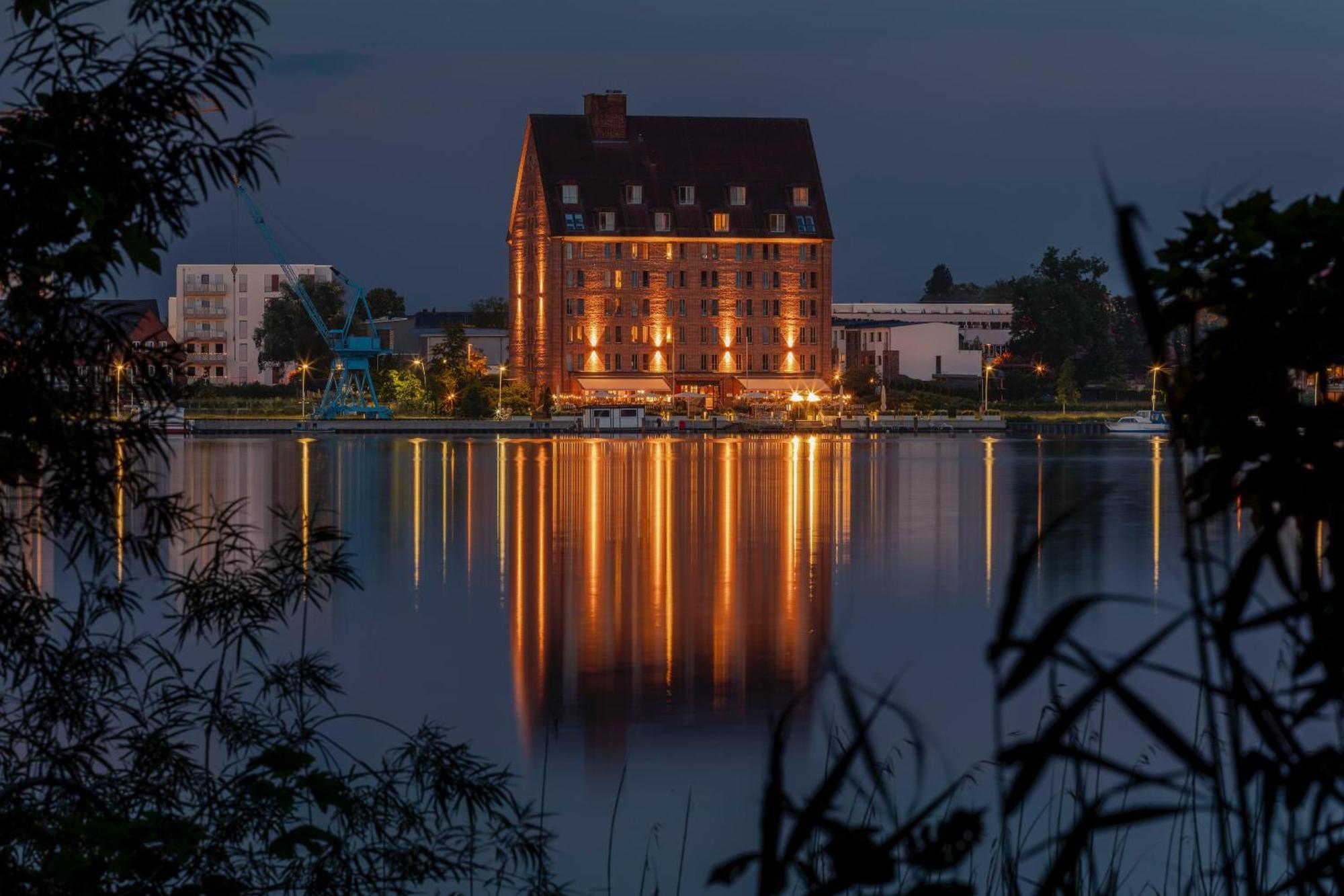 Hotel Speicher Am Ziegelsee Schwerin  Esterno foto